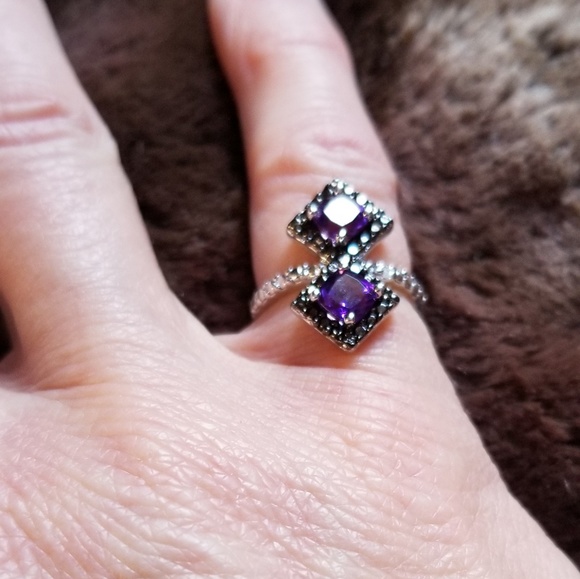silver amyethyst and genuine diamond ring - Picture 2 of 6